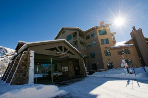 Отель Kirkwood Resort  Кирквуд